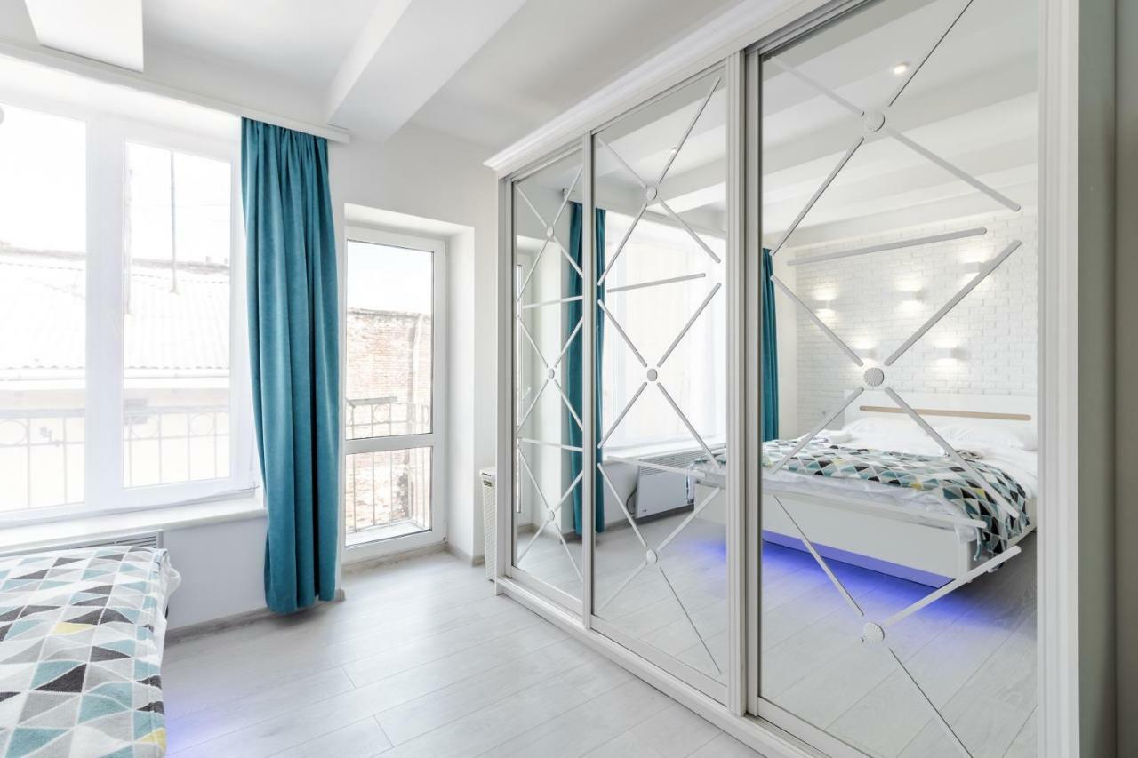 Near Park Franka Apartment Лвив Екстериор снимка